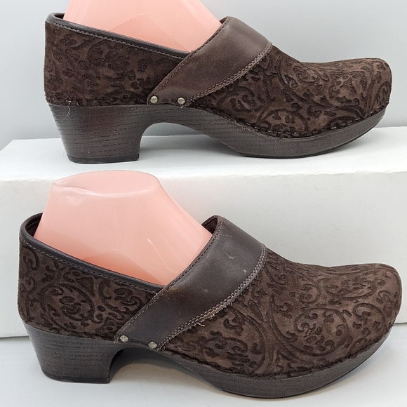 Dansko Prima brown suede leather clogs size 40 US size 9.5 / 10 - Picture 2 of 16